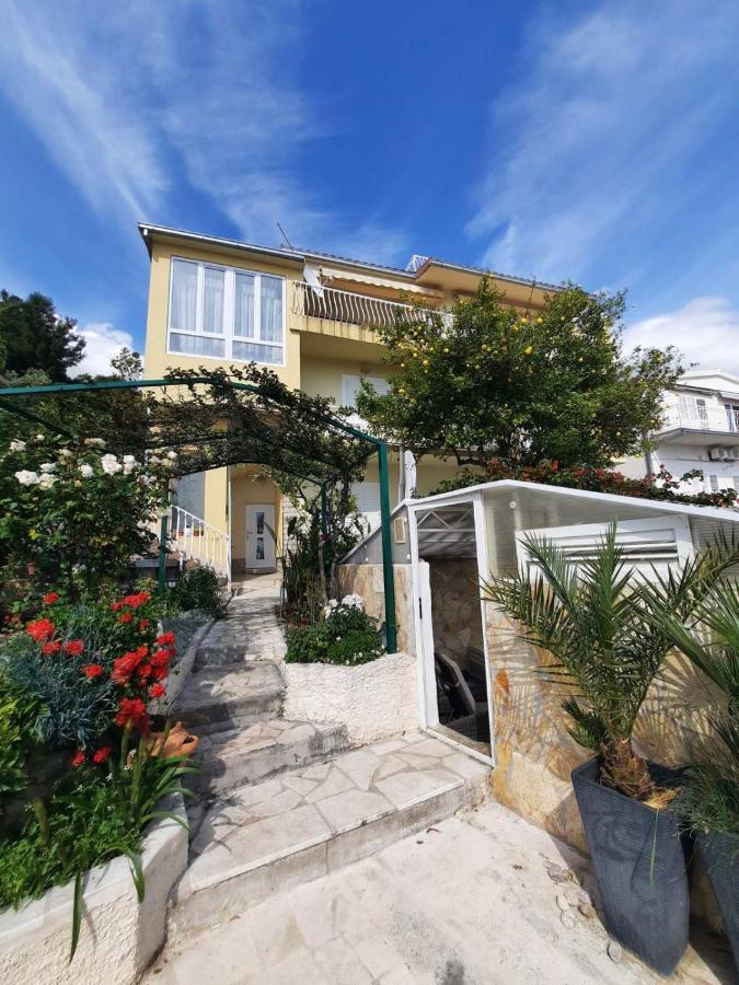 Apartment D&M1 Makarska Exterior foto